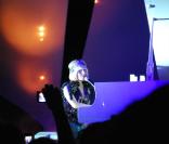 Lady GaGa en concert privé Universal Music Mobile/NRJ à L'Alhambra, le 9 juillet 2009, quelques minutes après la fin de son show à l'Olympia !