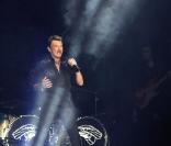 Johnny Hallyday en concert gratuit au pied de la Tour Eiffel le 14 juillet 2009, devant 700 000 à un million de spectateurs