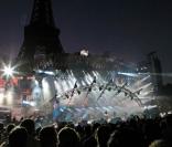 Johnny Hallyday en concert gratuit au pied de la Tour Eiffel le 14 juillet 2009, devant 700 000 à un million de spectateurs
