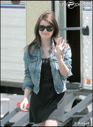 Emma Roberts, sur le tournage de Valentine's Day, à Los Angeles, le 14 juillet 2009 !