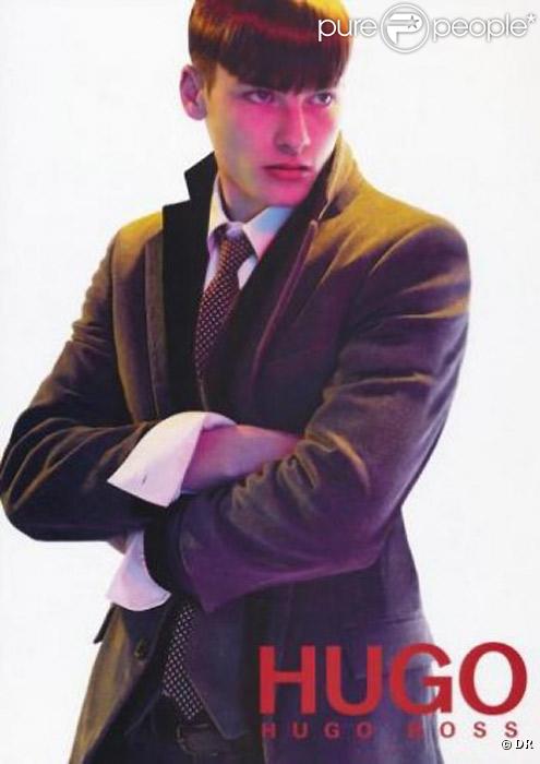Joshua Walter pose pour Hugo Boss 