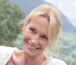 Estelle Lefébure lors de la journée de baptême de Joy à Gstaad en Suisse le 5 juillet 2009