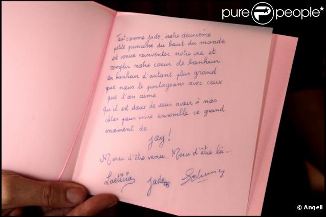 Le message de remerciements de Johnny et Laeticia Hallyday et Jade pour le baptême de Joy à Gstaad en Suisse le 5 juillet 2009