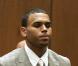 Chris Brown écoutant sa condamnation devant le tribunal de Los Angeles le 22 juin 2009 