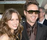 Robert Downey Jr. et sa femme Susan, lors de l'avant-première d' Orphan , au Mann's Village Theatre de West Hollywood, à Los Angeles, le 21 juillet 2009 !