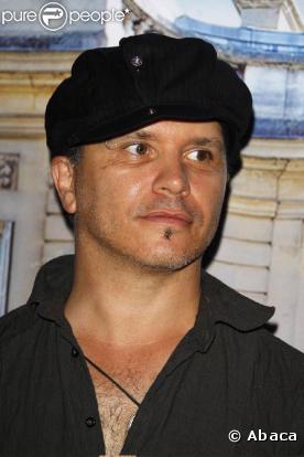Olivier Dahan, lors de l'avant-première de  Neuilly-sa-Mère , au Gaumont Marignan, à Paris, le 23 juillet 2009 !