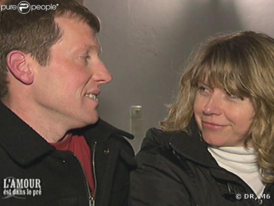 Entre Jean-Paul et Cécile, c'est l'amour silencieux. Ils sont presque aussi bavards en vrai qu'en photo. Sympa ! Note pour moi-même : penser à les inviter à la maison pour Noël.