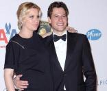  Alice Evans   est au pays des merveilles. L'épouse de l'acteur   Ioan Gruffud affiche un ventre bien rebondi.    