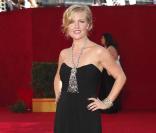 Ashley Jensen. Même si elle ne nous laisse pas encore apercevoir son ventre rebondi, la belle costumière d' Ugly Betty  est enceinte. Elle devrait accoucher fin 2009. 