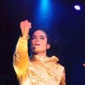 Michael Jackson : Les Français seront les premiers à voir son film... Si sa maman le veut bien !