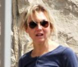 Renée Zellweger visitant la Sagrada Familia à Barcelone le 10 août 2009