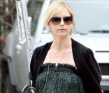 Sarah Michelle Gellar, pause shopping gourmande à Los Angeles le 12/08/09