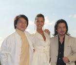 Hiroyuki Sanada avec  Jackie Chan et Noemie Lenoirpour Rush Hour 3 en septembre 2007  