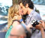 Hilary Duff et Penn Badgley sur le tournage de Gossip Girl