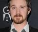 Sam Huntington jouait le rôle de Mimi-Siku dans Un Indien à New-York .