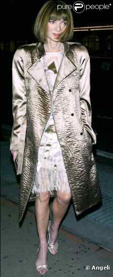 Anna Wintour à la soirée de gala de l'AMFAR à New York, le 4 février 2003 