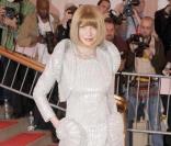 Fashion faux-pas pour Anna qu'on croirait tout droit sortie du film  La Guerre des Etoiles  ! 