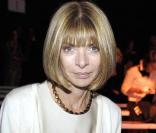Anna Wintour au défilé Versace à Milan, le 29 septembre 2006 