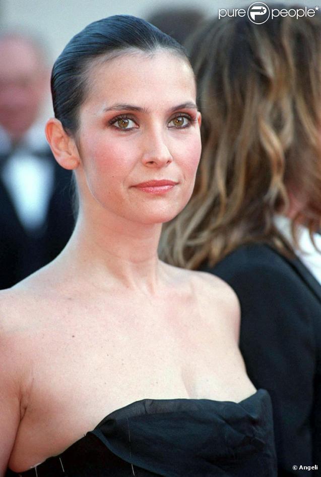 Géraldine Pailhas e sur le tapis rouge du festival de Cannes, le 25 mai 2002