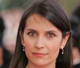 Géraldine Pailhas sur le tapis rouge du festival de Cannes, le 20 mai 2004 
 &nbsp; 