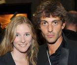Natacha Regnier et Guillaume Bounaud, à l'occasion de l'inauguration de son exposition d'art aux Galeries Lafayette, sur le boulevard Haussmann, à Paris, le 8 septembre 2009 !