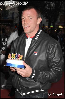 Guy Ritchie souffle ses 41 bougies, à l'occasion de l'avant-première de  The Firm , au Vue de Leicester Square, à Londres, le 10 septembre 2009 !