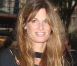 Jemima Khan et ses superbes gambettes, à l'occasion de l'avant-première de  The Firm , au Vue de Leicester Square, à Londres, le 10 septembre 2009 !