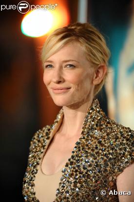 Cate Blanchett : le make-up nude c'est tout ce qui lui suffit pour être encore plus lumineuse.