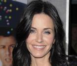 Courteney Cox n'en fait jamais des tonnes, car le sait elle n'en a pas besoin ! 