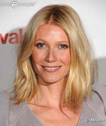 Gwyneth Paltrow n'a vraiment pas besoin d'artifices pour être jolie ! Le nude lui va comme un gant !