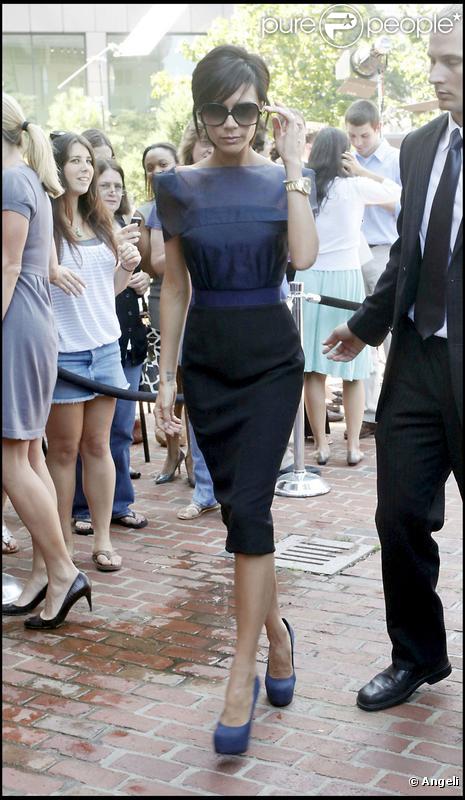 Victoria Beckham... Une poupée parfaitement sophisitquée tous les jours de l'année ! 