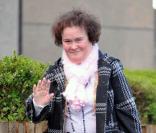 Susan Boyle se la joue Rolling Stones, pendant qu'un fermier au chômage devient... star comme elle ! Regardez...