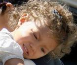 Halle Berry emmène sa fille Nahla à un anniversaire le 20 septembre 2009 à Los Angeles