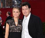Charlie Sheen et Brooke Mueller à la 61 cérémonie des Emmy Awards. 20/09/09