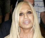Donatella Versace à la Fashion Week de Londres durant le défilé Christopher Kane, le 21 septembre 2009