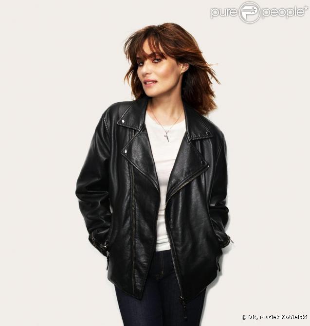 Emmanuelle Seigner pour Uniqlo