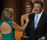 Jessica Lange et Alec Baldwin, dimanche soir à la cérémonie des Emmy Awards.