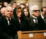 Rolf Sachs et son épouse Maryam aux obsèques du prince Rainier III. Karl Lagerfeld est à leurs côtés. 15/04/05 