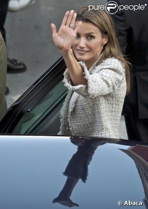 Letizia d'Espagne à Burgos lors du congrès pour les Autistes le 24/09/09