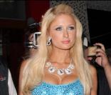 Paris Hilton et son boyfriend Doug Reinhart sortent du restaurant le Teddy's à Hollywood le 26 septembre 2009