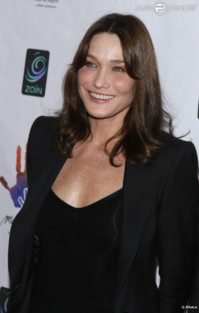 Carla Bruni figurera bientôt sur  Your Songs , le nouvel album e Harry Connick Jr.