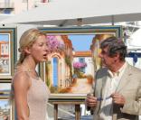 Loana en tournage à Saint-Tropez avec Bernard Menez (été 2006) 