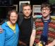 Graham Coxon (à droite, Damon Albarn au centre) assurera plusieurs dates en France pour présenter sur scène  The Spinning Top 
