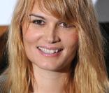 La jolie Marina Hands, à l'occasion de l'avant-première de  Mères et Filles , à l'UGC Ciné-Cité des Halles de Paris, le 5 octobre 2009 !