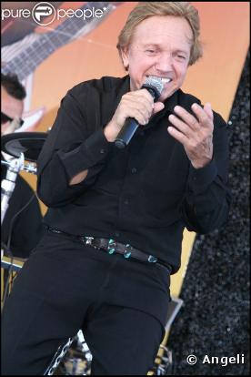 franck Alamo au concert "Âge tendre et tête de bois" (Romans sur Isère, 2 octobre 2009)