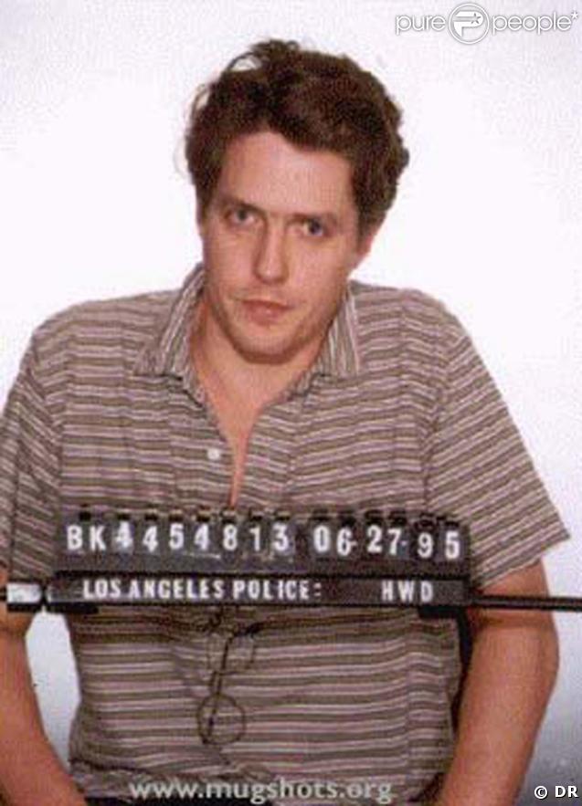 Mugshot de Hugh Grant, arrêté en 1995 pour conduite indécente avec une prostituée...