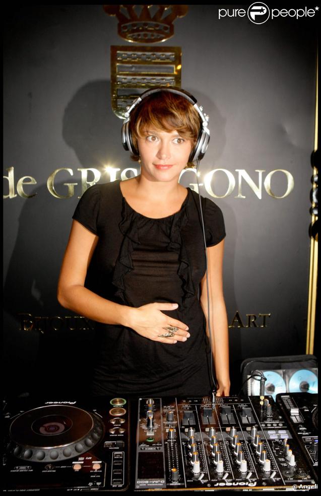 Emma de Caunes lors de la soirée présentation de la nouvelle collection De Grisogono à Paris le 8 octobre 2009