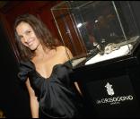 Virginie Ledoyen lors de la soirée présentation de la nouvelle collection De Grisogono à Paris le 8 octobre 2009