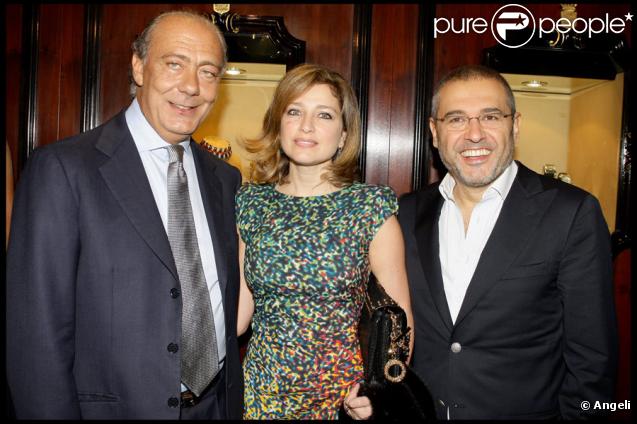 Fawaz Gruosi, Elie Saab et sa femme lors de la soirée présentation de la nouvelle collection De Grisogono à Paris le 8 octobre 2009