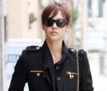 Jessica Alba dans les rues de Beverly Hills